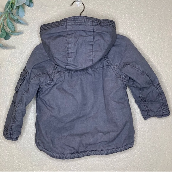 H&M: Grey Woven Jacket - Picture 7 of 9